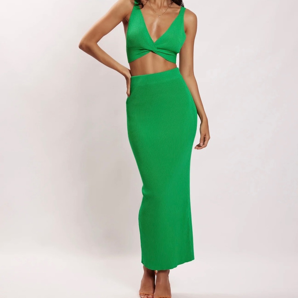 Meshki Green Maxi Skirt 3 pieces set